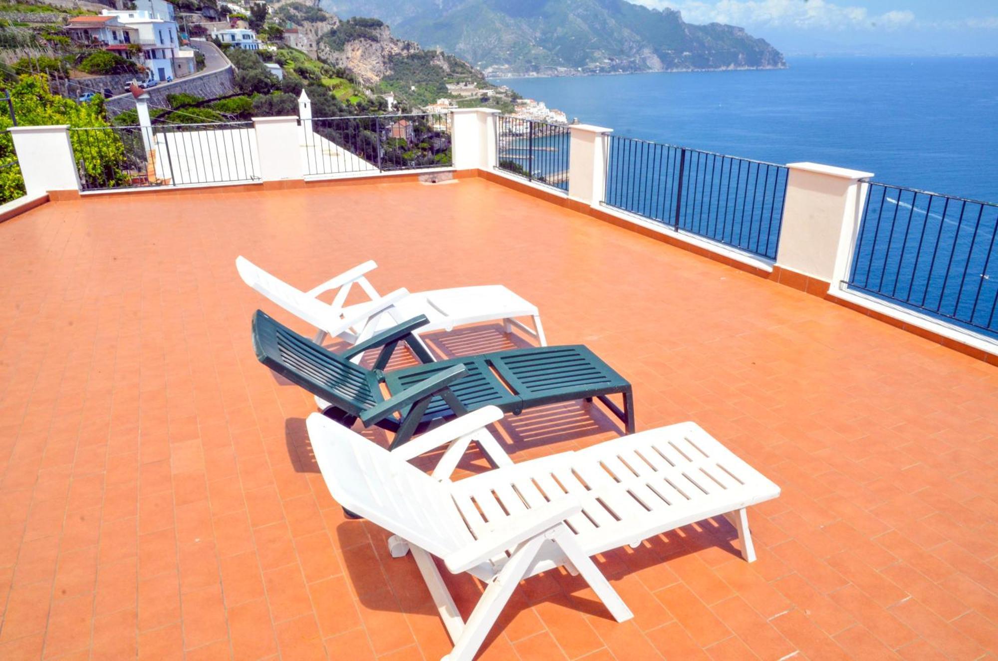 Aparthotel Amalfi Hills Habitación foto