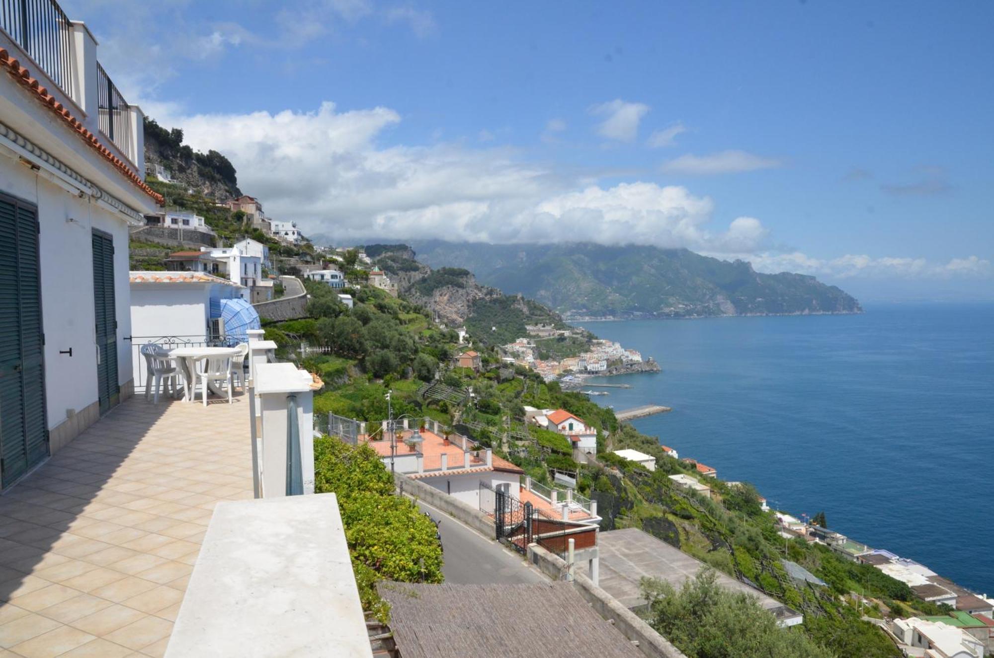 Aparthotel Amalfi Hills Habitación foto